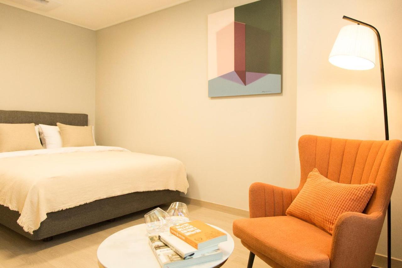 Celebstay Songdo Halla Western Park Yeonsu Exteriör bild
