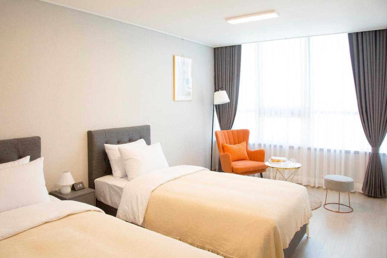 Celebstay Songdo Halla Western Park Yeonsu Exteriör bild